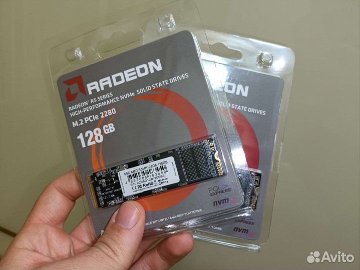 SSD M2 128Gb AMD 2100мб/с