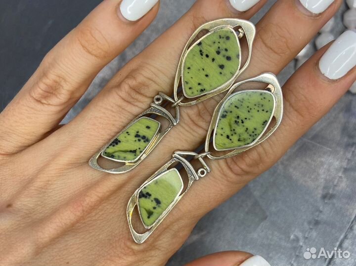 Лизардит природный, креативная новинка, серебро