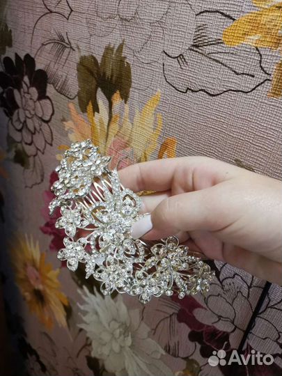 Свадебное украшение для волос