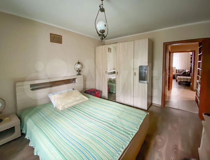 2-к. квартира, 64 м², 3/16 эт.