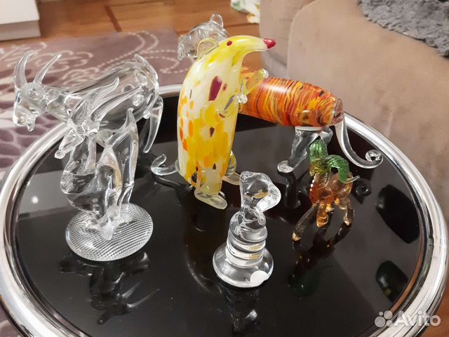 Стеклянные и хрустальные фигурки