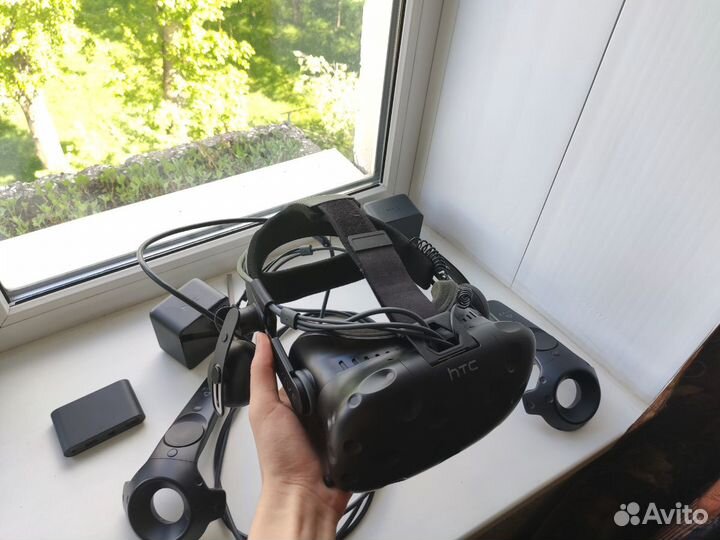 Шлем виртуальной реальности HTC Vive
