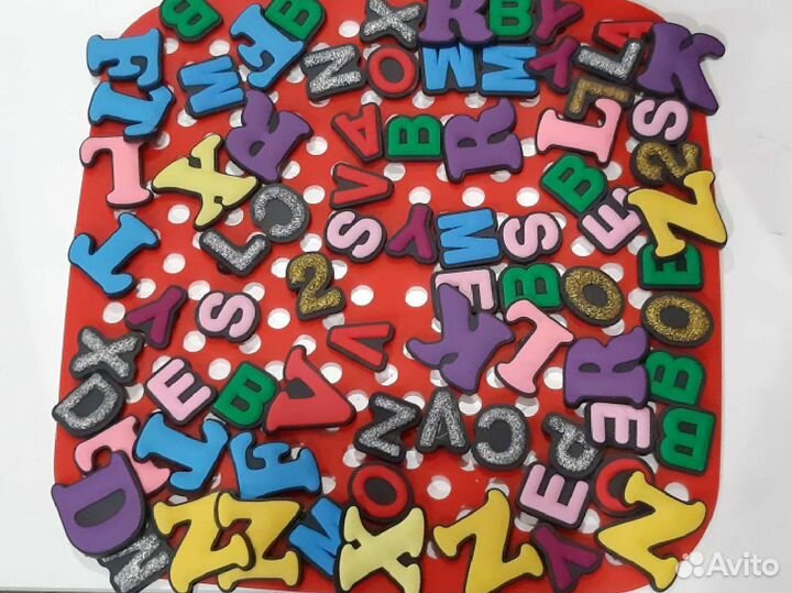 Джибитсы на crocs буквы в наличии