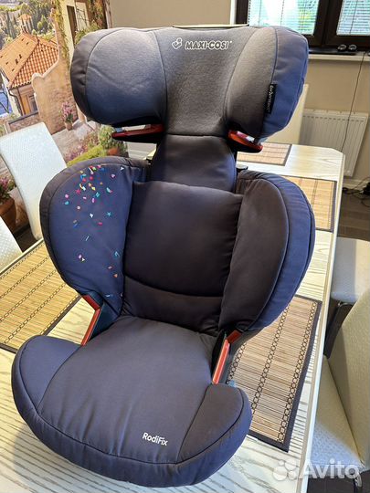 Автокресло maxi cosi rodifix
