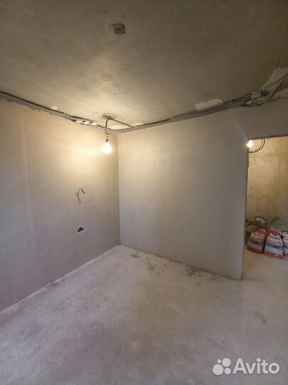 Штукатурка стен ручная