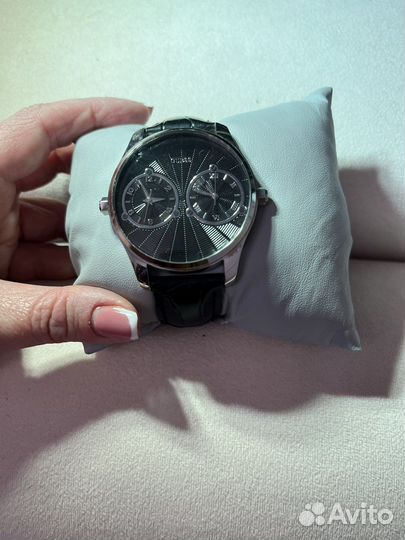 Часы Guess унисекс