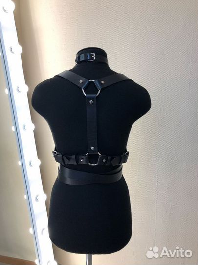 Женская кожаная портупея