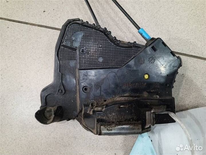 Замок двери передней правой Toyota Camry XV40 200