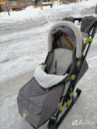 Детские санки с колесами