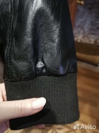 Кожаный бомбер