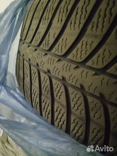 R17 Kumho 722 225/60, PCD 5x114.3 DIA 67.1