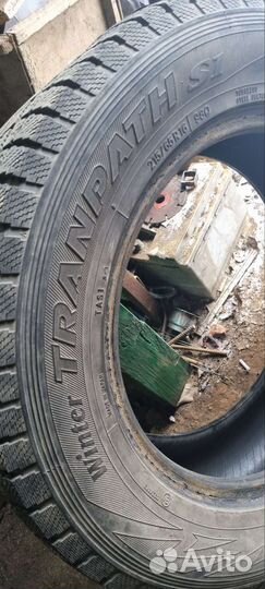 Toyo Winter Tranpath S1 215/65 R16 98Q