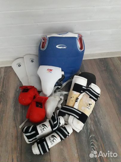 Защита, щитки для единоборств, тхэквондо