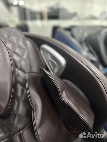 Массажное кресло