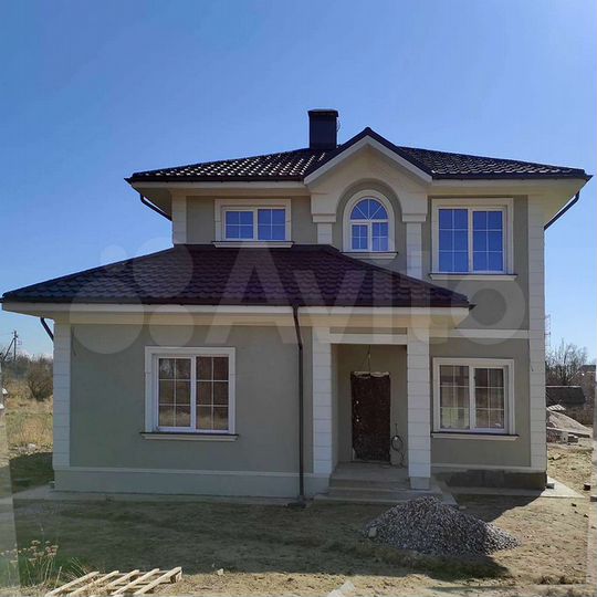 Дом 215 м² на участке 8 сот.