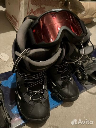 Сноуборд Сrazy Сreek с ботинками и маской