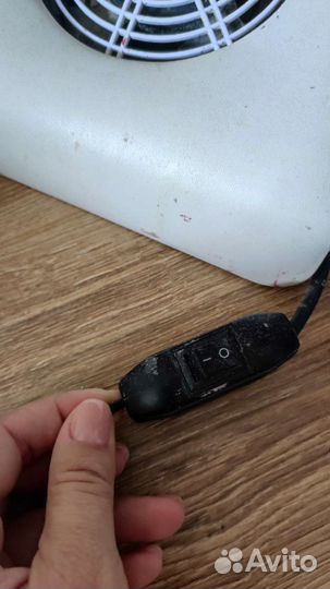 Пылесос/вытяжка runail для маникюра