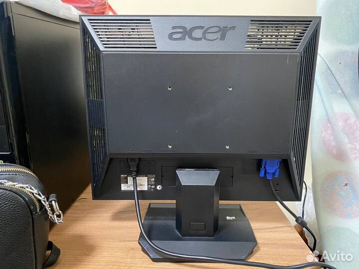 Монитор для компьютера, диагональ 18.5