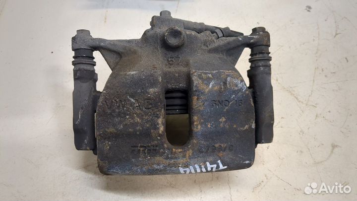 Суппорт Volkswagen Tiguan, 2019