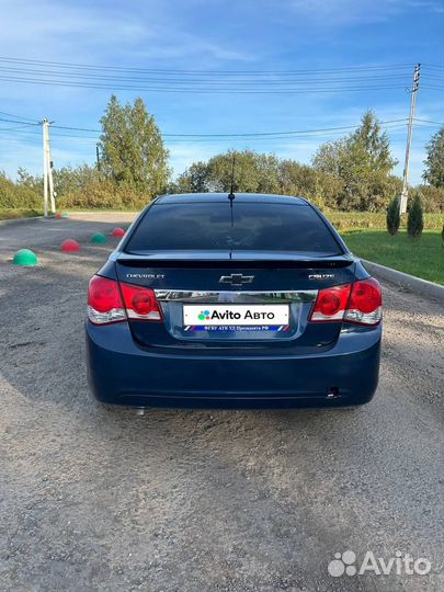 Chevrolet Cruze 1.6 МТ, 2011, 280 000 км