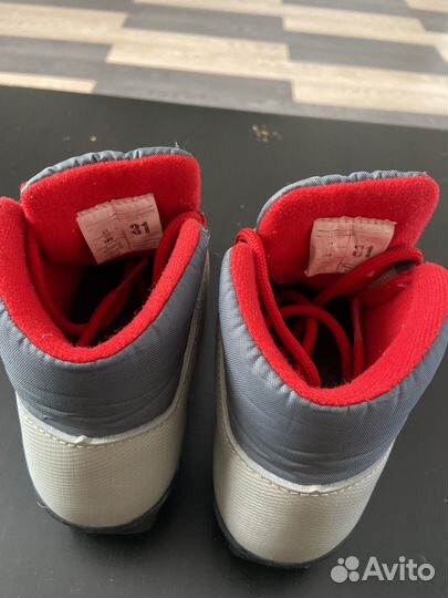 Лыжные ботинки