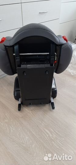 Автомобильное детское кресло babycare isofix