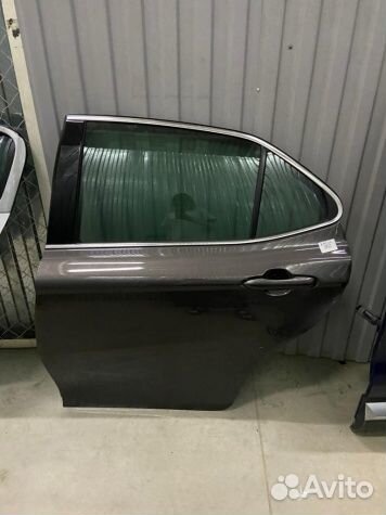 Дверь задняя левая Toyota Camry 70 75