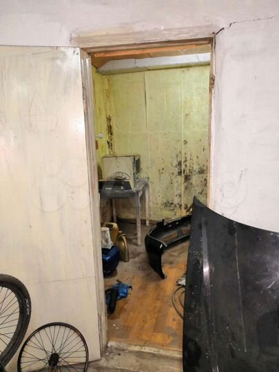 Гараж, > 30 м²