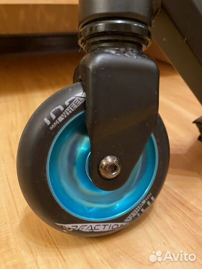 Самокат reaction 100мм
