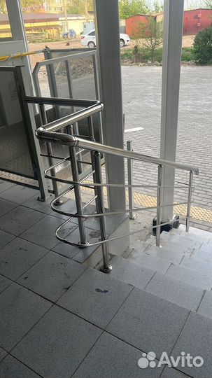 Перила для лестниц