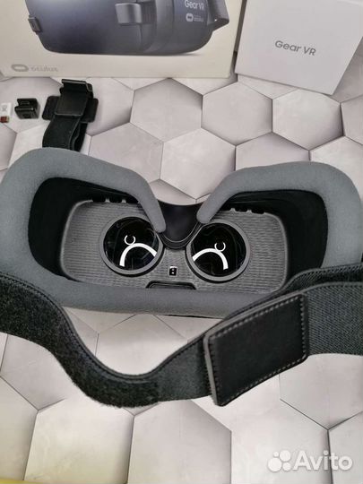 Очки виртуальной реальности Samsung gear vr