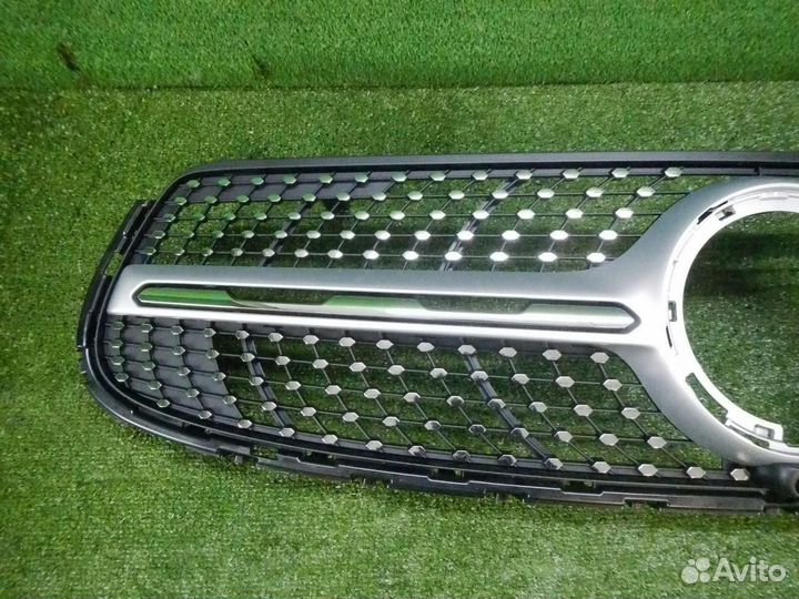 Решетка радиатора Mercedes-Benz GLC Coupe