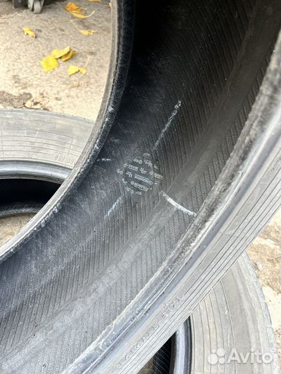 Yokohama BluEarth AE50 SUV 215/65 R17