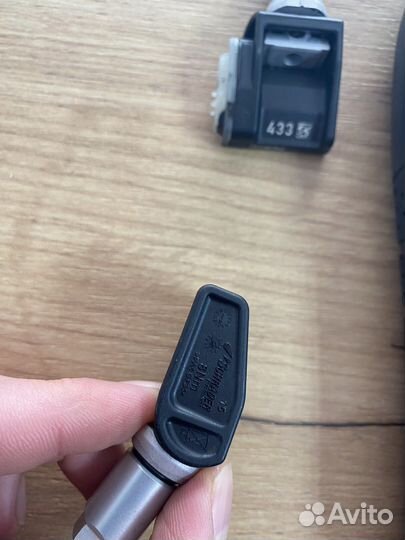 Оригинал Б/У Датчики давления шин BMW / Mercedes