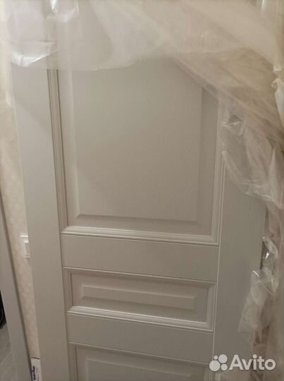 Дверь новая