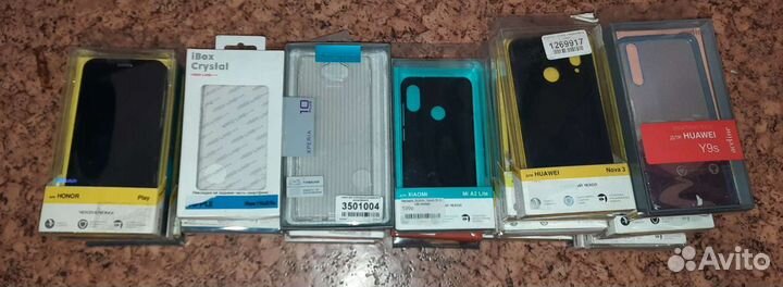 Чехлы на телефон