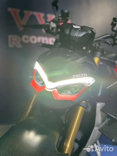 Ducati streetfighter V4 SP2 2023