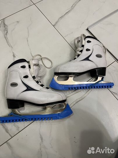 Коньки женские 39. Roces