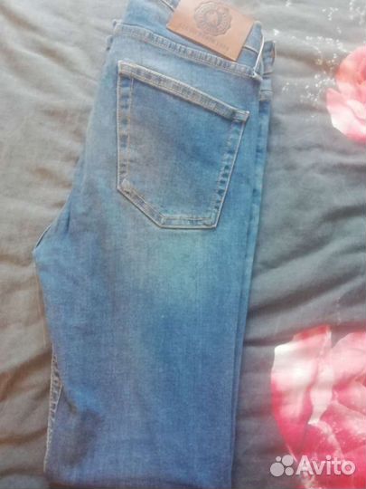 Пиджак и джинсы на подростка