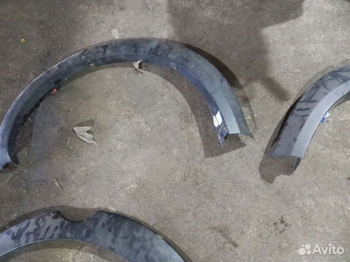 Накладки на арки Mitsubishi L200