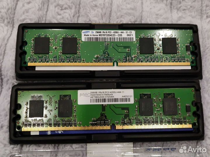 Оперативная память ddr2 256Мб PC2-4200U-444