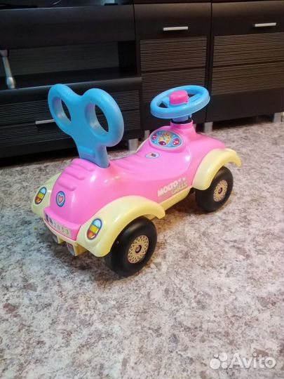 Детская машинка каталка