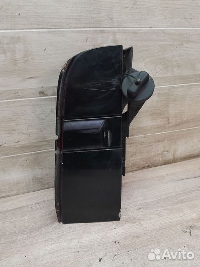 Лючок бензобака Mercedes-Benz Vito W639 (2003—2010