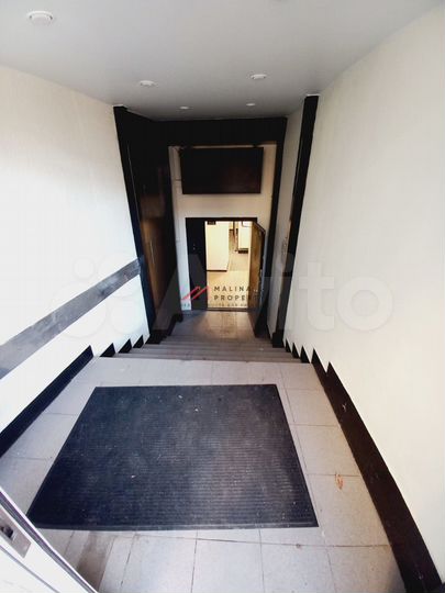 Продам торговое помещение, 351 м²