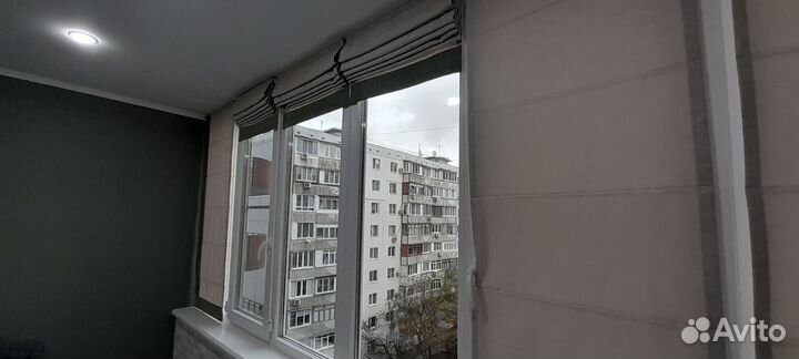 Жалюзи и рулонные шторы на окна