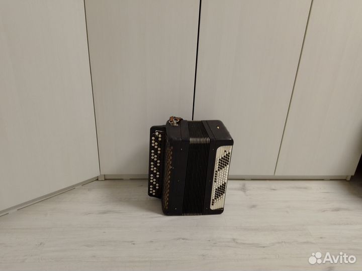 Баян полностью исправный