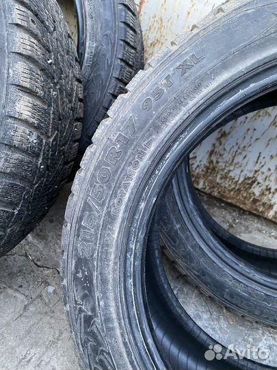 Nokian Tyres Hakkapeliitta 7 215/50 R17