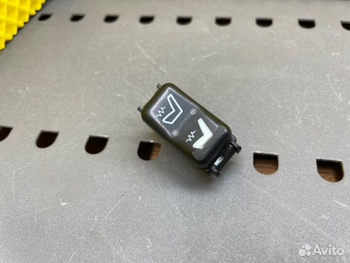 Кнопка обогрева сидений Mercedes-Benz S-Class W140