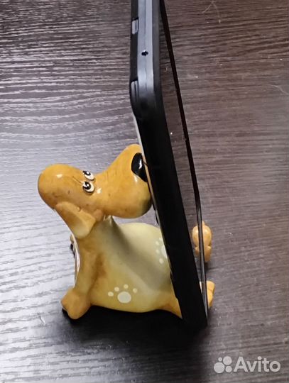 Подставка для телефона керамическая собака