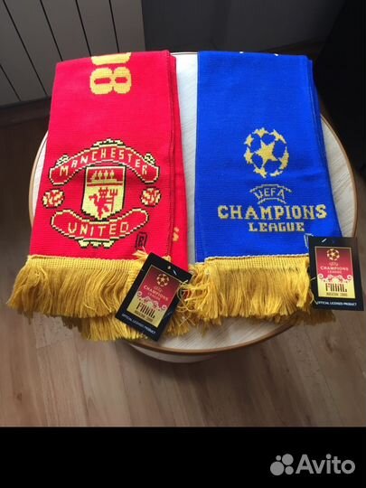 Manchester United; Chelsea (шарфы)